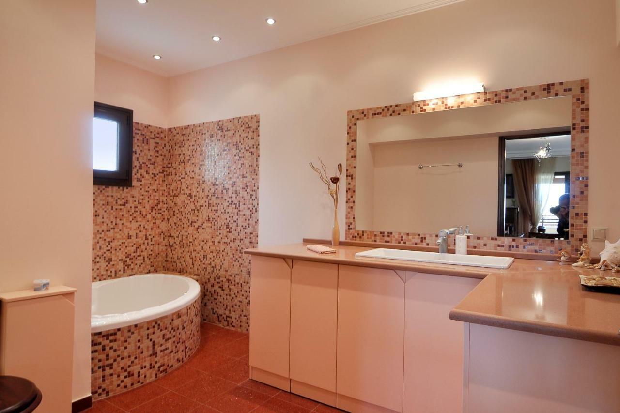 Venetian Shipyard Villa Gouvia
